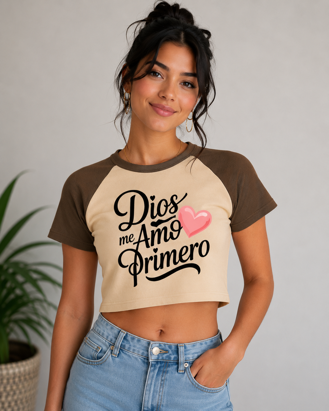Woman's Trending Crop Top "Dios me Amo Primero" Faith-Inspired Raglan Baby Tee